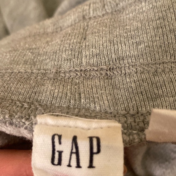 GAP Sweatpants - Picture 4 of 6